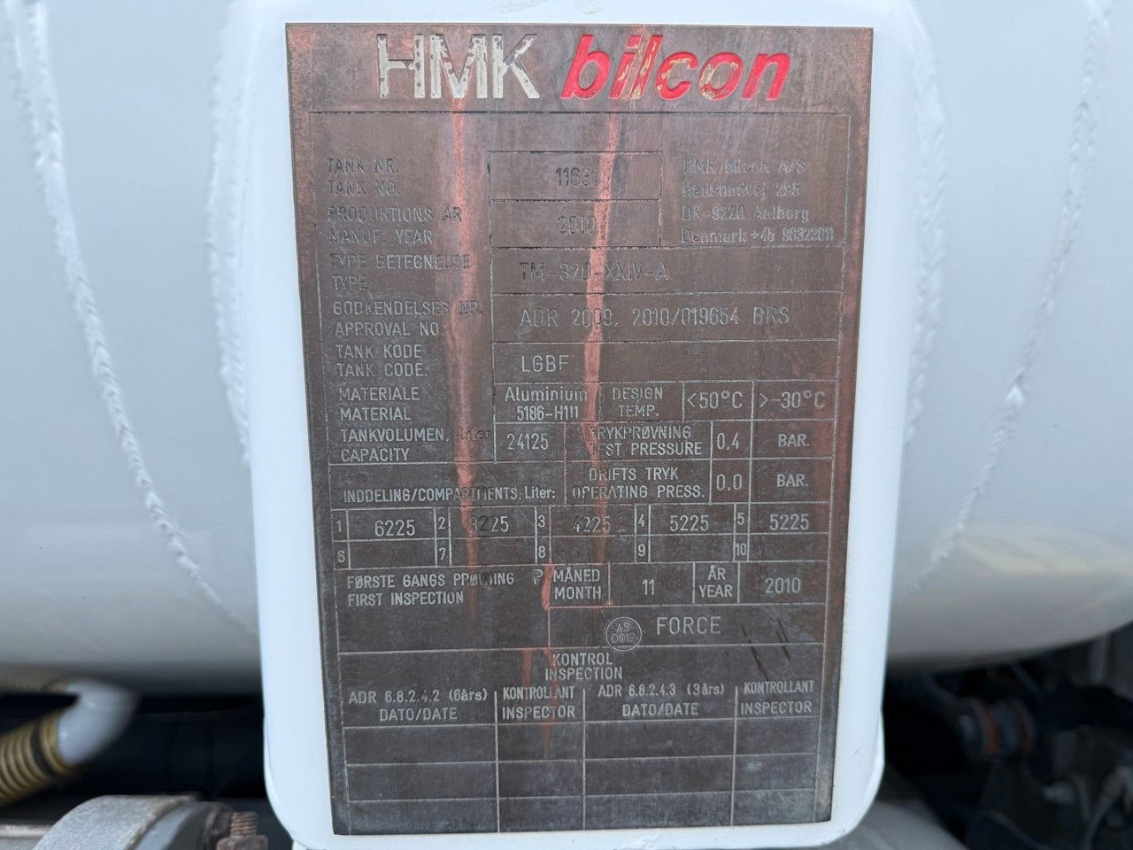 Scania P400 8x2*6 HMK Bilcon 24.000 l. ADR Euro 5 - Tank truck: picture 5 Scania P400 8x2*6 HMK Bilcon 24.000 l. ADR Euro 5 - Tank truck: picture 5