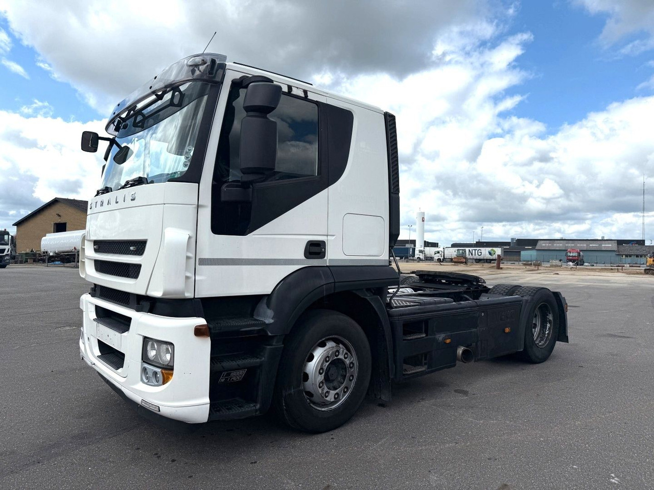 Iveco Stralis 4x2 AT440S36T Retarder - Tractor unit: picture 1 Iveco Stralis 4x2 AT440S36T Retarder - Tractor unit: picture 1
