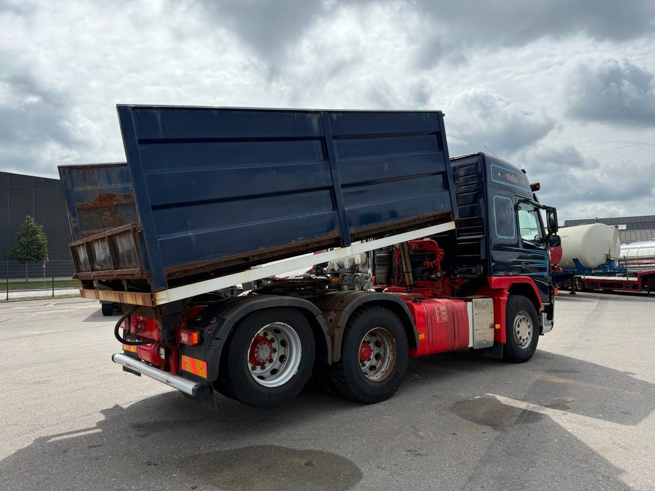 Volvo FM 480 6x2 Tractor unit with Tipper - Tractor unit: picture 3 Volvo FM 480 6x2 Tractor unit with Tipper - Tractor unit: picture 3
