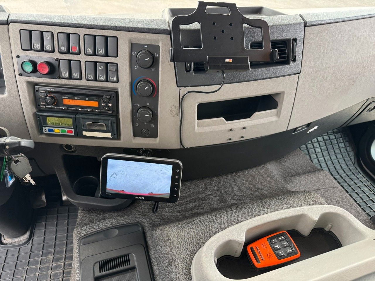 Refrigerator truck Volvo FE320 6x2*4 Frigoblock FK25SL 9.9 m Frigobox: picture 7