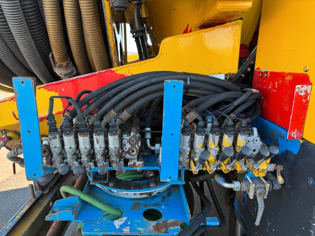 Vacuum truck Volvo FM 340 6x2*4 Euro 5 FFG Elephant 10 m3 Volvo FM 340 6x2*4 Euro 5 FFG Elephant 10 m3: picture 11