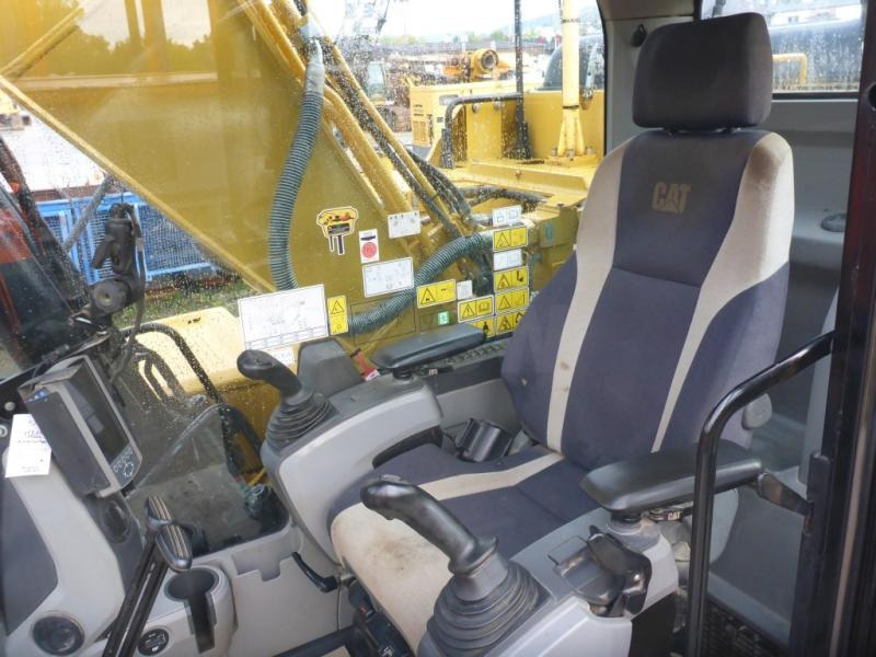 Caterpillar 323F L - Crawler excavator: picture 5 Caterpillar 323F L - Crawler excavator: picture 5