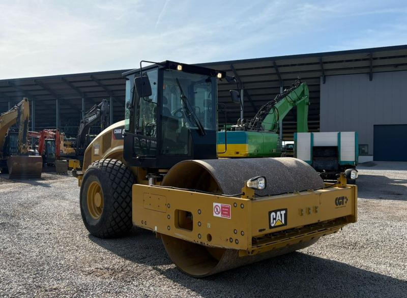 Caterpillar CS66B - Compactor: picture 3 Caterpillar CS66B - Compactor: picture 3