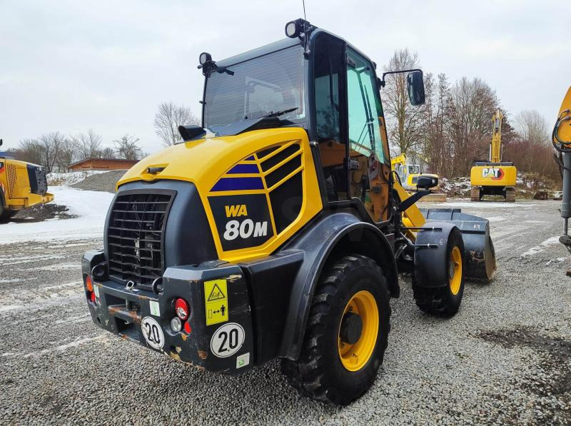 Komatsu WA80M-8 - Wheel loader: picture 4 Komatsu WA80M-8 - Wheel loader: picture 4