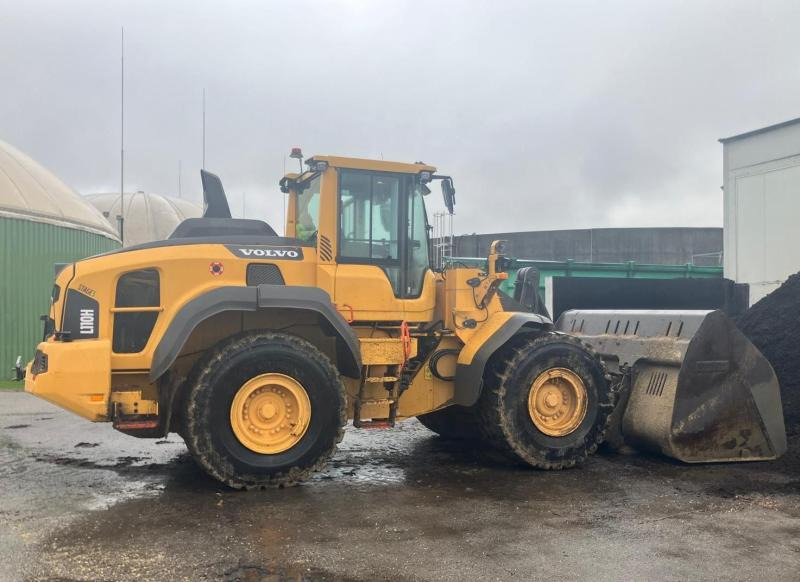Volvo L110H - Wheel loader: picture 3 Volvo L110H - Wheel loader: picture 3