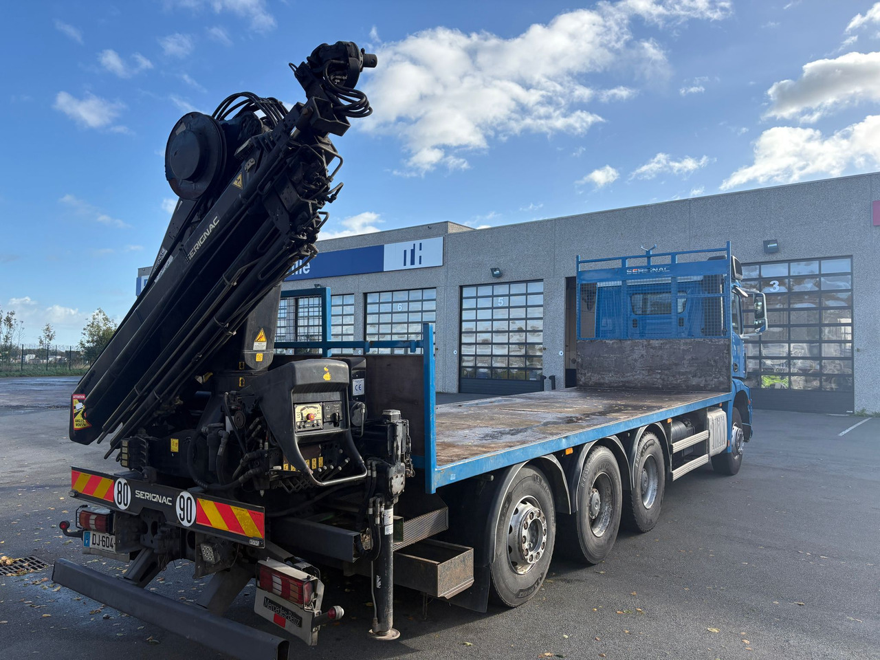 Mercedes Arocs 3240 - Dropside/ Flatbed truck: picture 3 Mercedes Arocs 3240 - Dropside/ Flatbed truck: picture 3