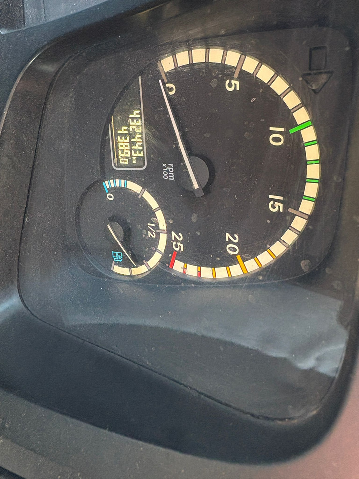 Mercedes Arocs 3240 - Dropside/ Flatbed truck: picture 5 Mercedes Arocs 3240 - Dropside/ Flatbed truck: picture 5