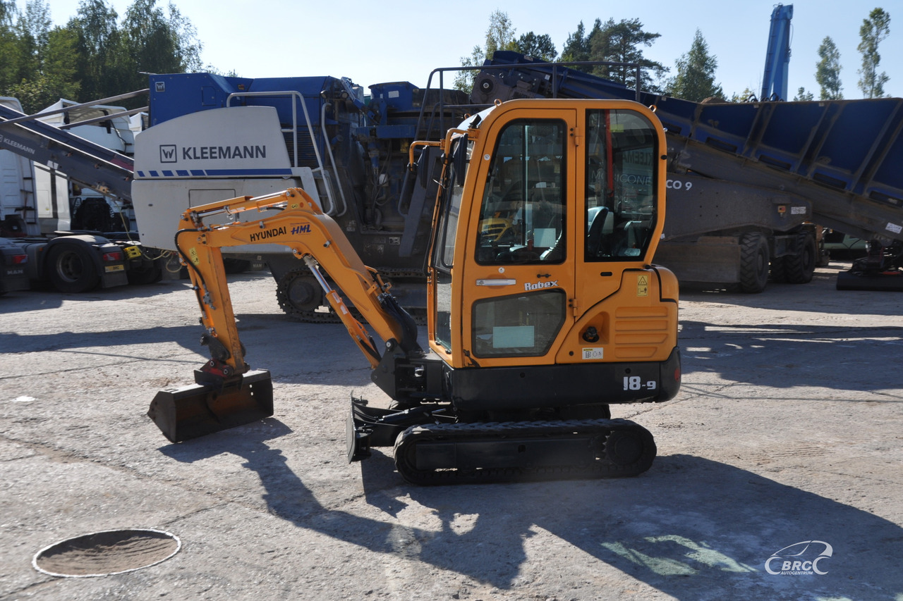 Hyundai R18-9 - Mini excavator: picture 3 Hyundai R18-9 - Mini excavator: picture 3