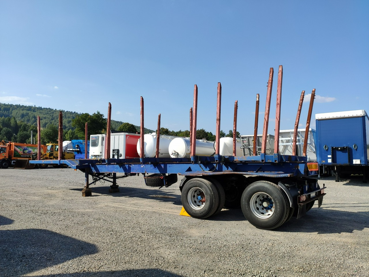 Husmann " HUTTNER SATY " osie skrętne+pilot kłonice rozuwane - Timber semi-trailer: picture 2 Husmann " HUTTNER SATY " osie skrętne+pilot kłonice rozuwane - Timber semi-trailer: picture 2
