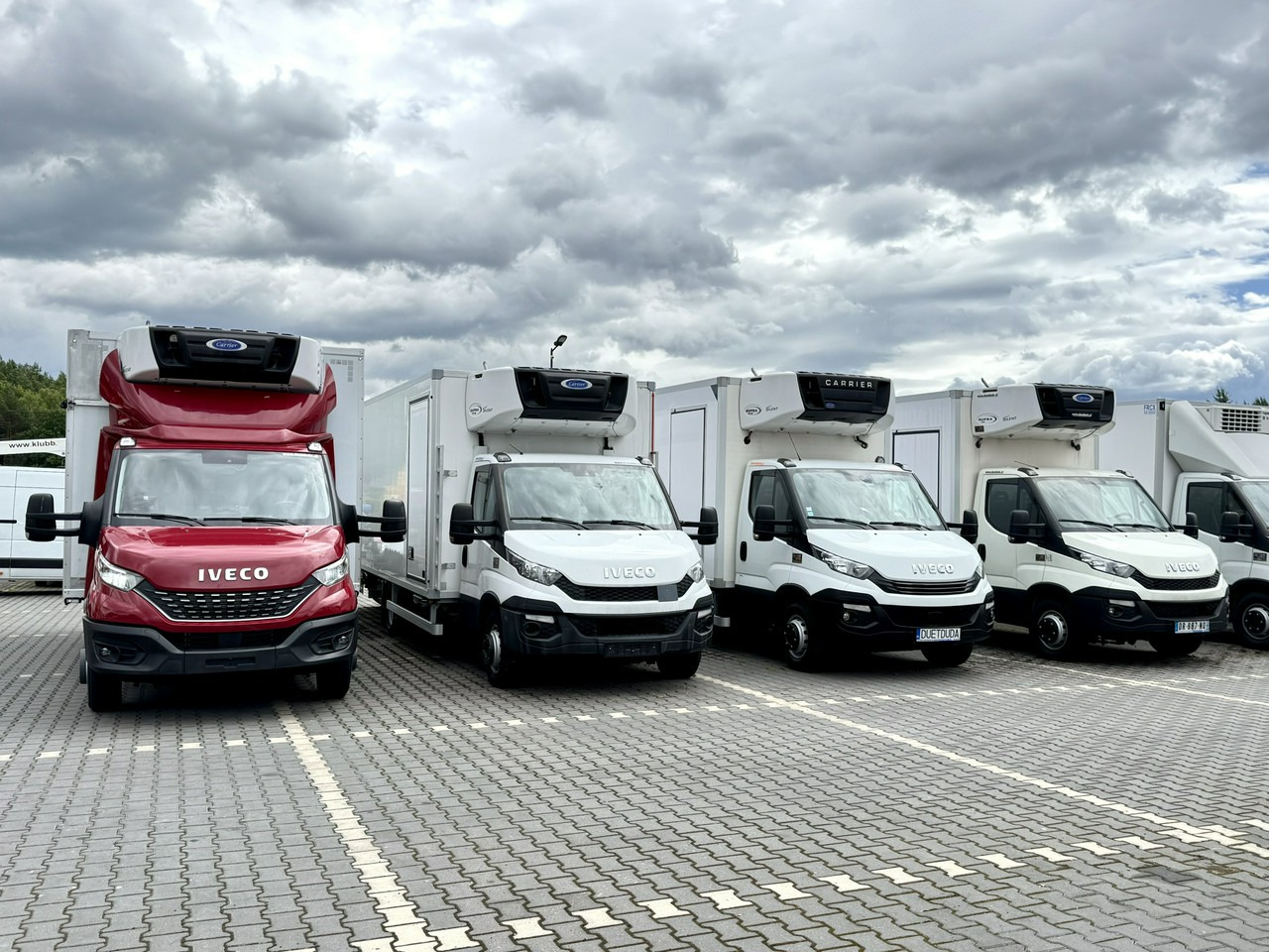 Iveco Daily 70C17 Mroźnia Ściana Grodziowa Multitemperatura - Refrigerated van: picture 1 Iveco Daily 70C17 Mroźnia Ściana Grodziowa Multitemperatura - Refrigerated van: picture 1