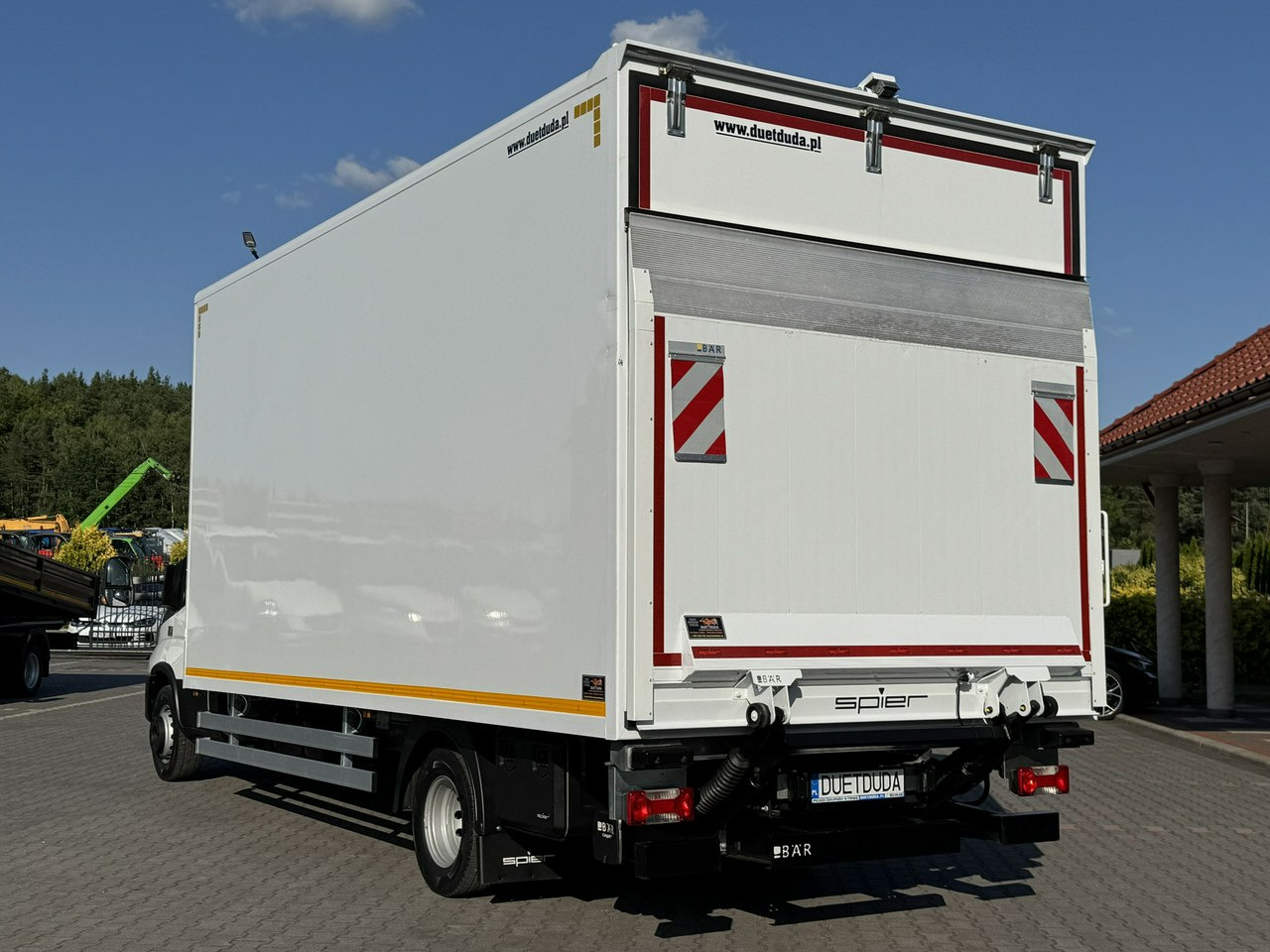 Refrigerated van Iveco Daily 72C18 Mroźnia HI-MATIC 14 Euro Palet: picture 22 Refrigerated van Iveco Daily 72C18 Mroźnia HI-MATIC 14 Euro Palet: picture 22