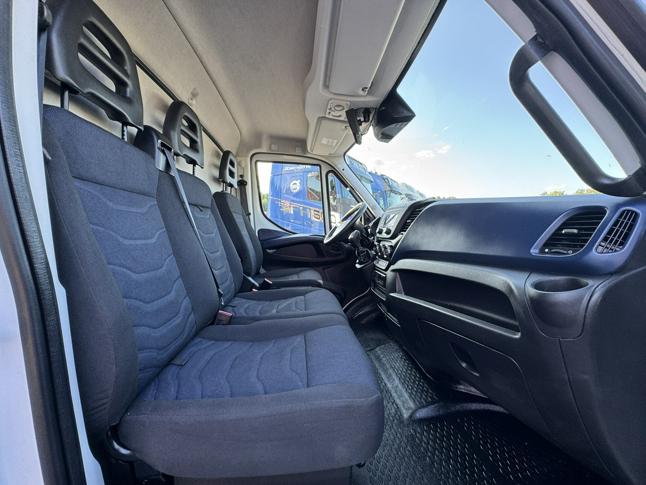 Refrigerated van Iveco Daily 72C18 Mroźnia HI-MATIC 14 Euro Palet: picture 33 Refrigerated van Iveco Daily 72C18 Mroźnia HI-MATIC 14 Euro Palet: picture 33