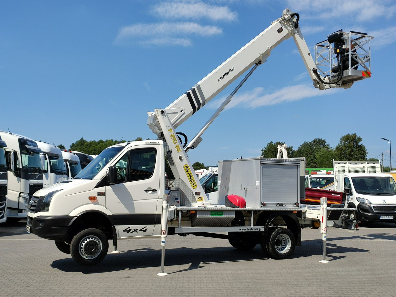 Iveco Volkswagen Crafter 4x4 Zwyżka 21m Palfinger P210BK JIP-Ogon udt - Truck mounted aerial platform: picture 2 Iveco Volkswagen Crafter 4x4 Zwyżka 21m Palfinger P210BK JIP-Ogon udt - Truck mounted aerial platform: picture 2