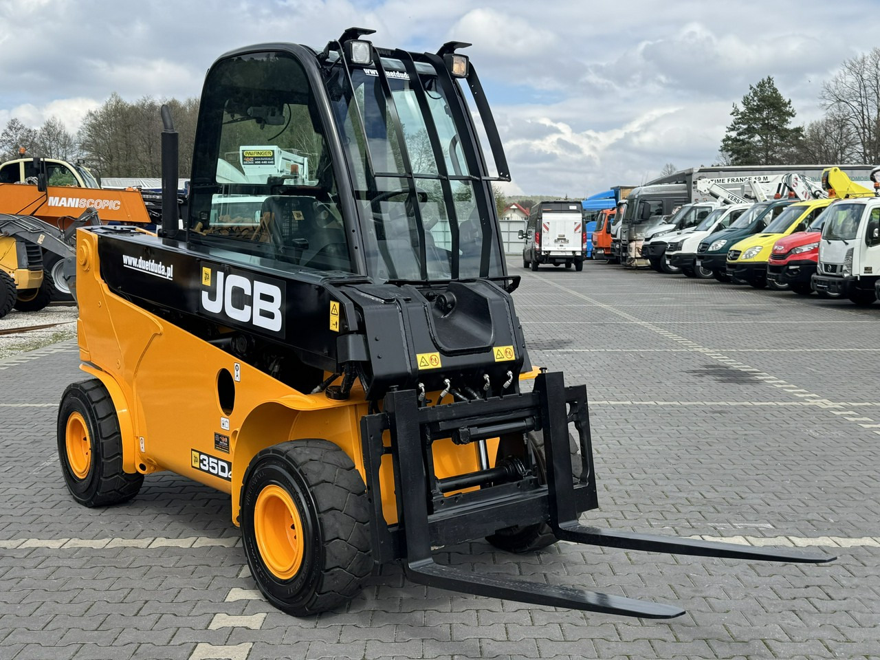 JCB TLT 35D 4x4 T4 TELESKOP / TELESKOPOWY Ładowarka Teleskopowa - Telescopic handler: picture 3 JCB TLT 35D 4x4 T4 TELESKOP / TELESKOPOWY Ładowarka Teleskopowa - Telescopic handler: picture 3