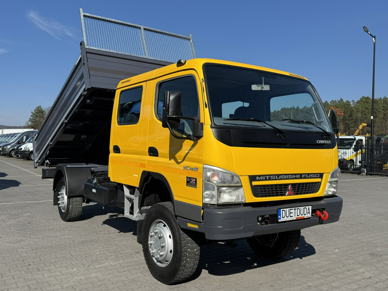Mitsubishi Canter Fuso 4x4 17C18D 4.9/180KM Wywrotka 3-stronna - Tipper: picture 4 Mitsubishi Canter Fuso 4x4 17C18D 4.9/180KM Wywrotka 3-stronna - Tipper: picture 4