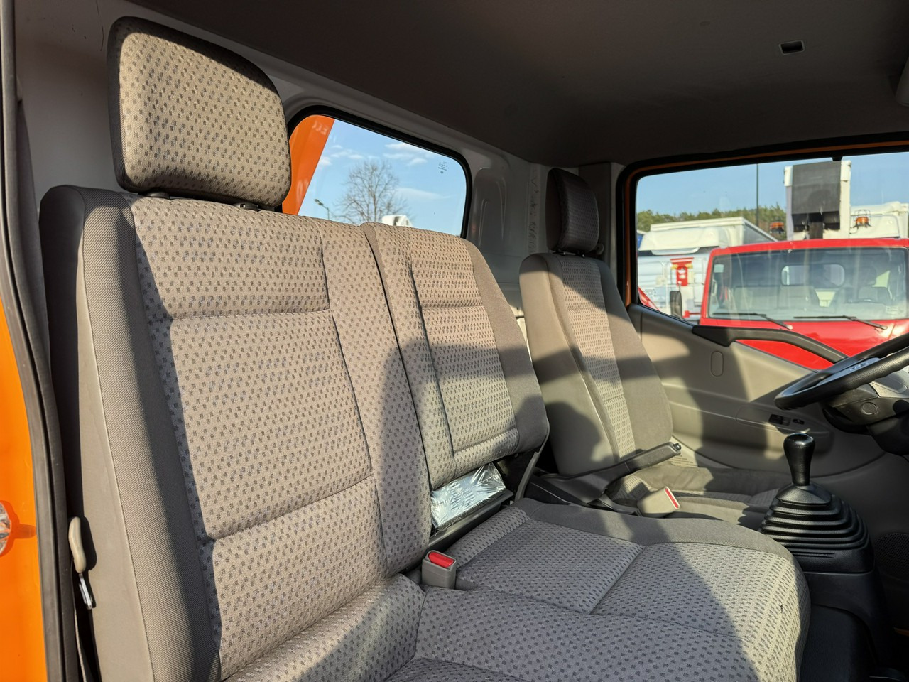 Nissan Cabstar on lease Nissan Cabstar: picture 35
