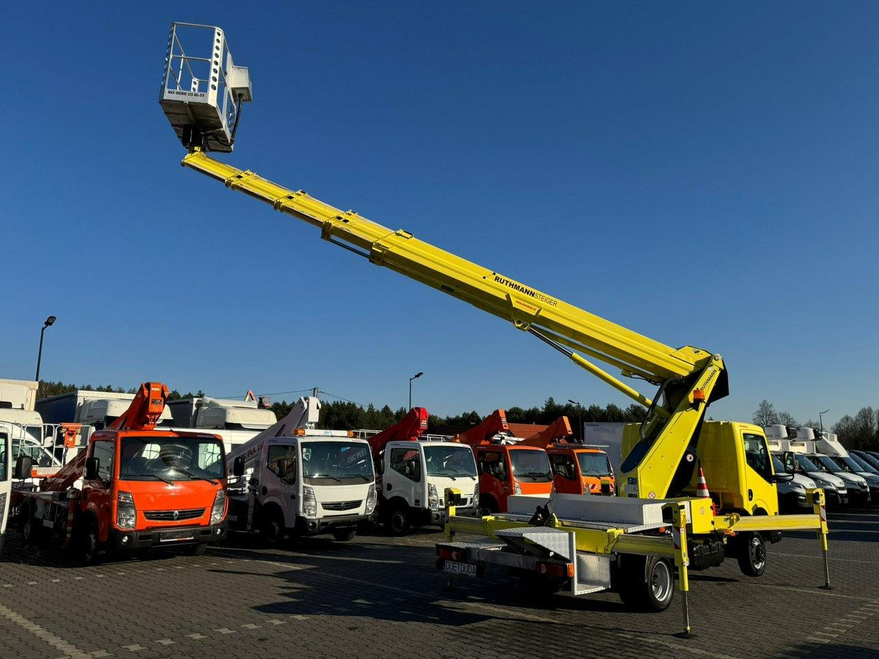 Nissan Cabstar on lease Nissan Cabstar: picture 22