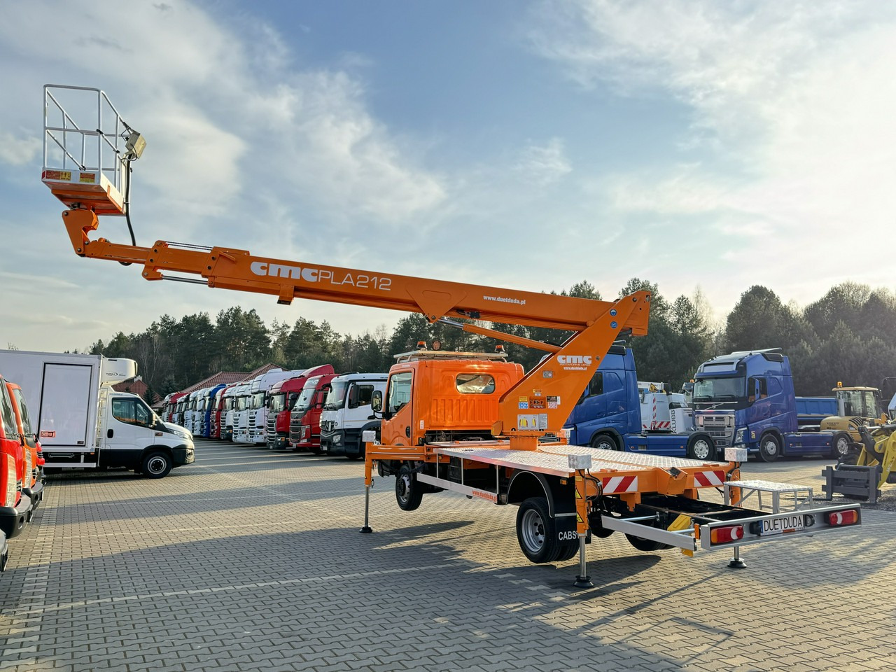 Nissan Cabstar on lease Nissan Cabstar: picture 19