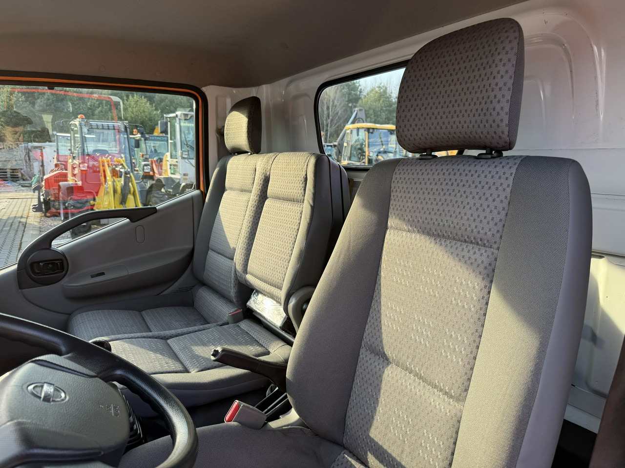 Nissan Cabstar on lease Nissan Cabstar: picture 32