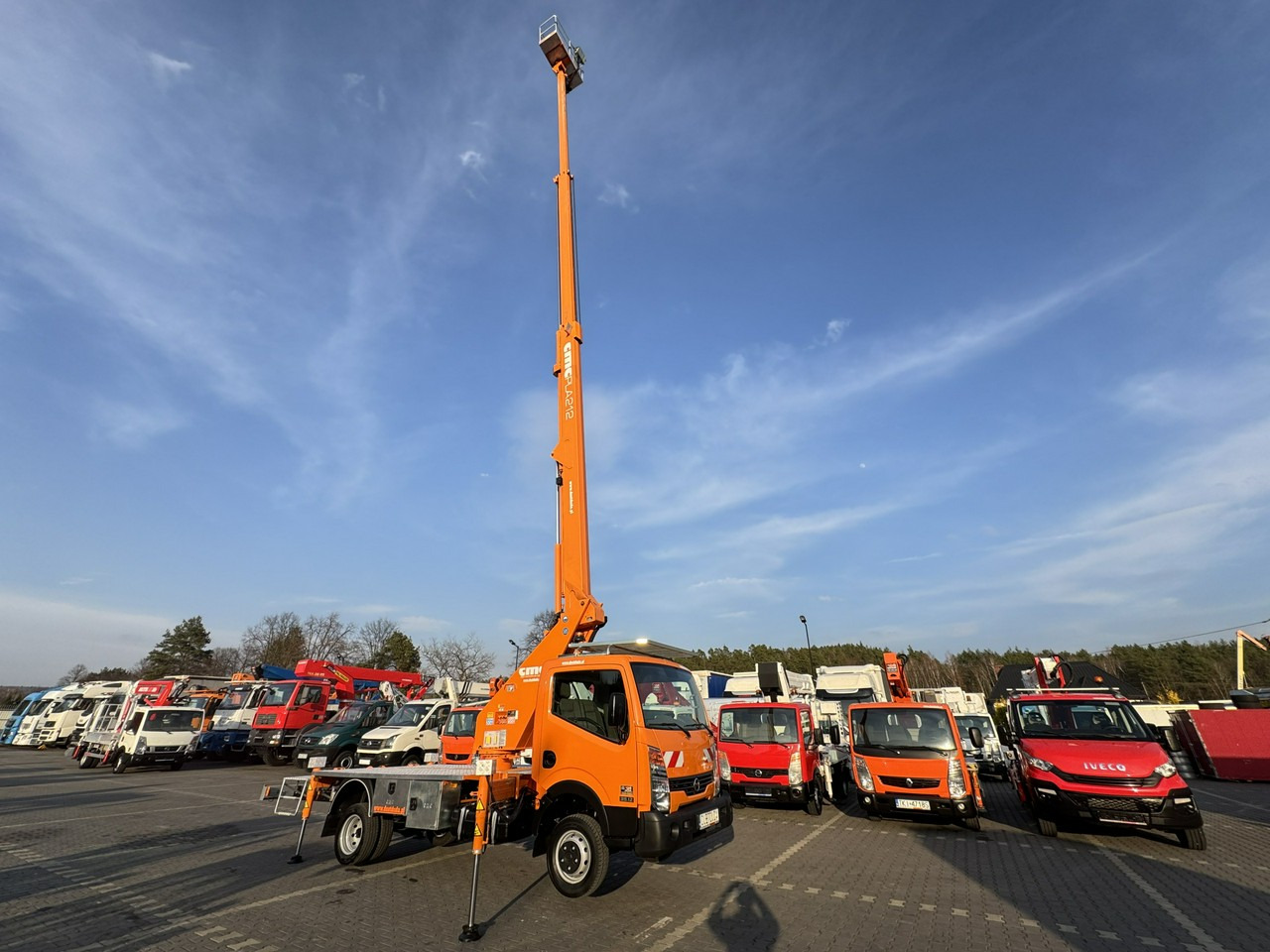 Nissan Cabstar on lease Nissan Cabstar: picture 15