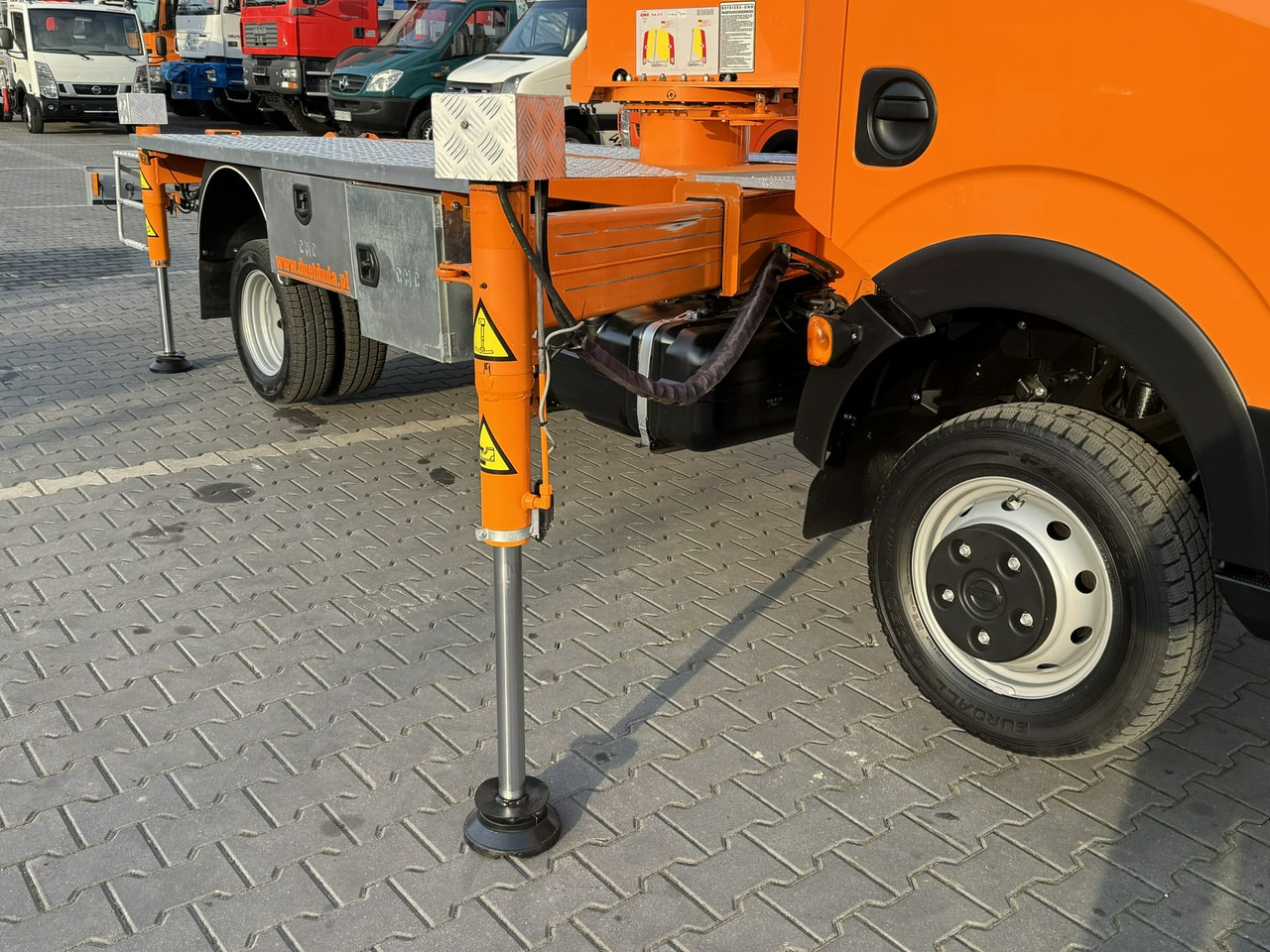 Nissan Cabstar on lease Nissan Cabstar: picture 6