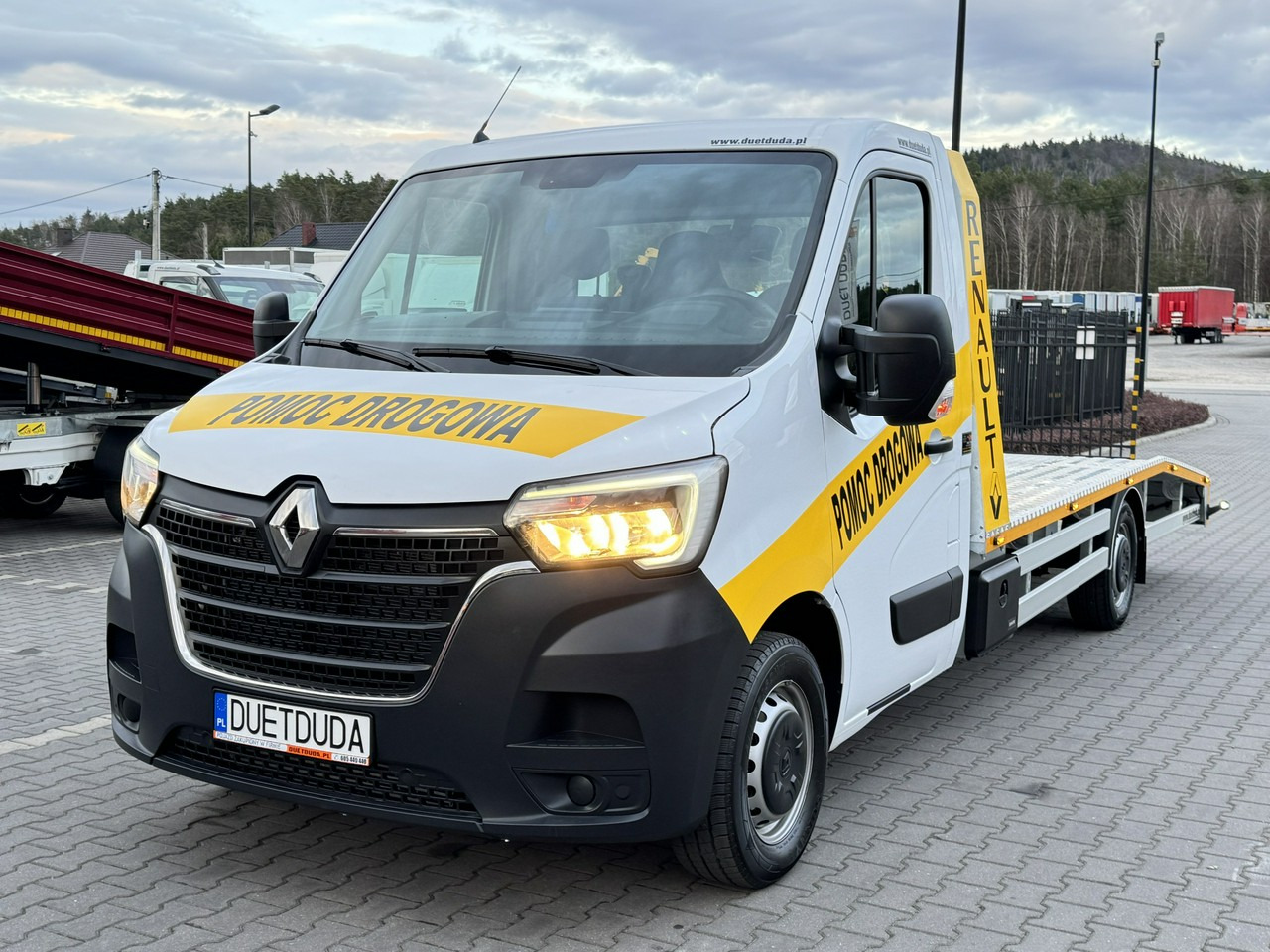 Tow truck Renault Master: picture 8
