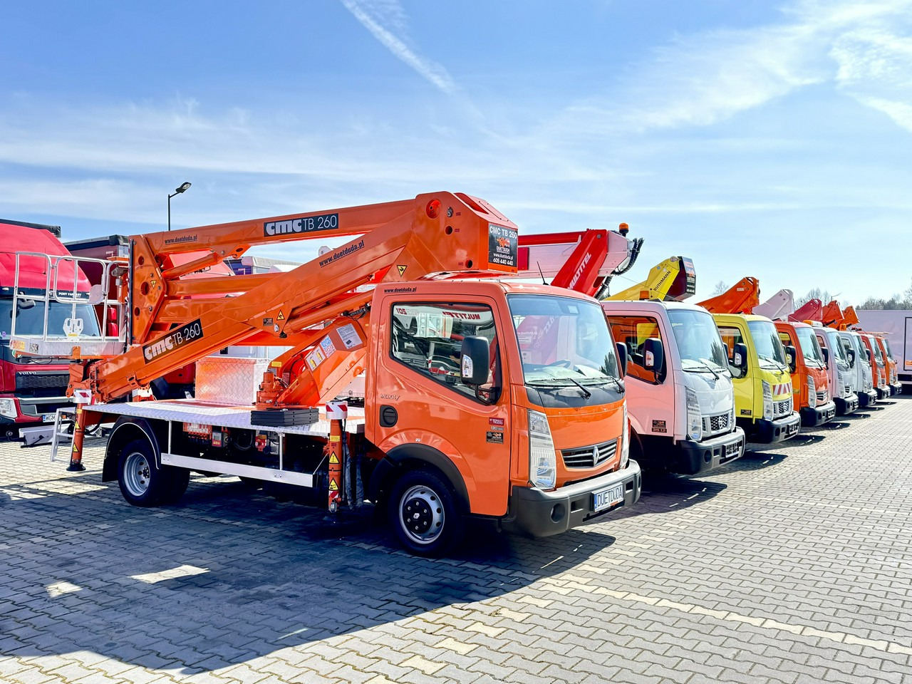 Renault Maxity - Truck mounted aerial platform: picture 1 Renault Maxity - Truck mounted aerial platform: picture 1