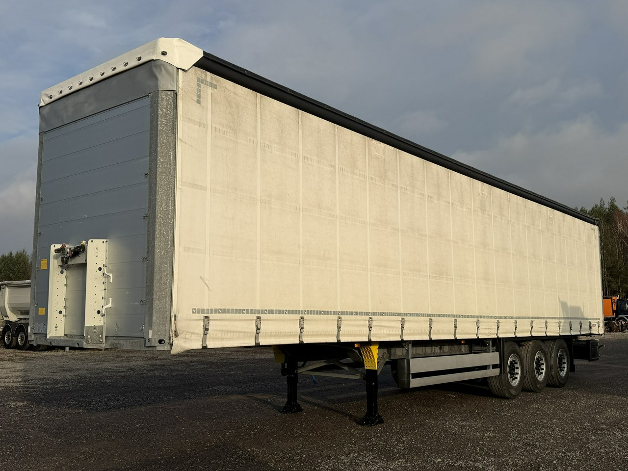Schmitz Cargobull Standard Rama Ocynk Oś podnoszona Grudzień 2019r - Curtainsider semi-trailer: picture 5 Schmitz Cargobull Standard Rama Ocynk Oś podnoszona Grudzień 2019r - Curtainsider semi-trailer: picture 5