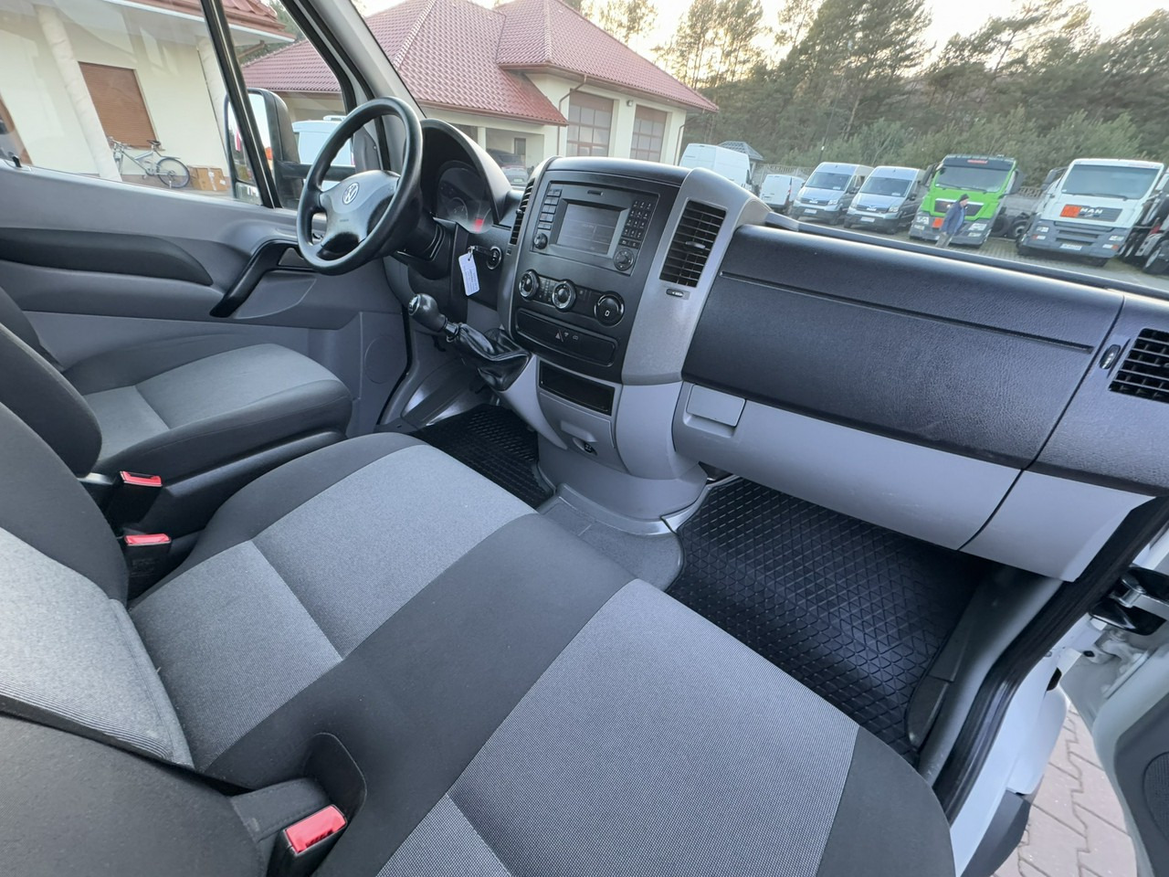 Tipper van Volkswagen Crafter: picture 34