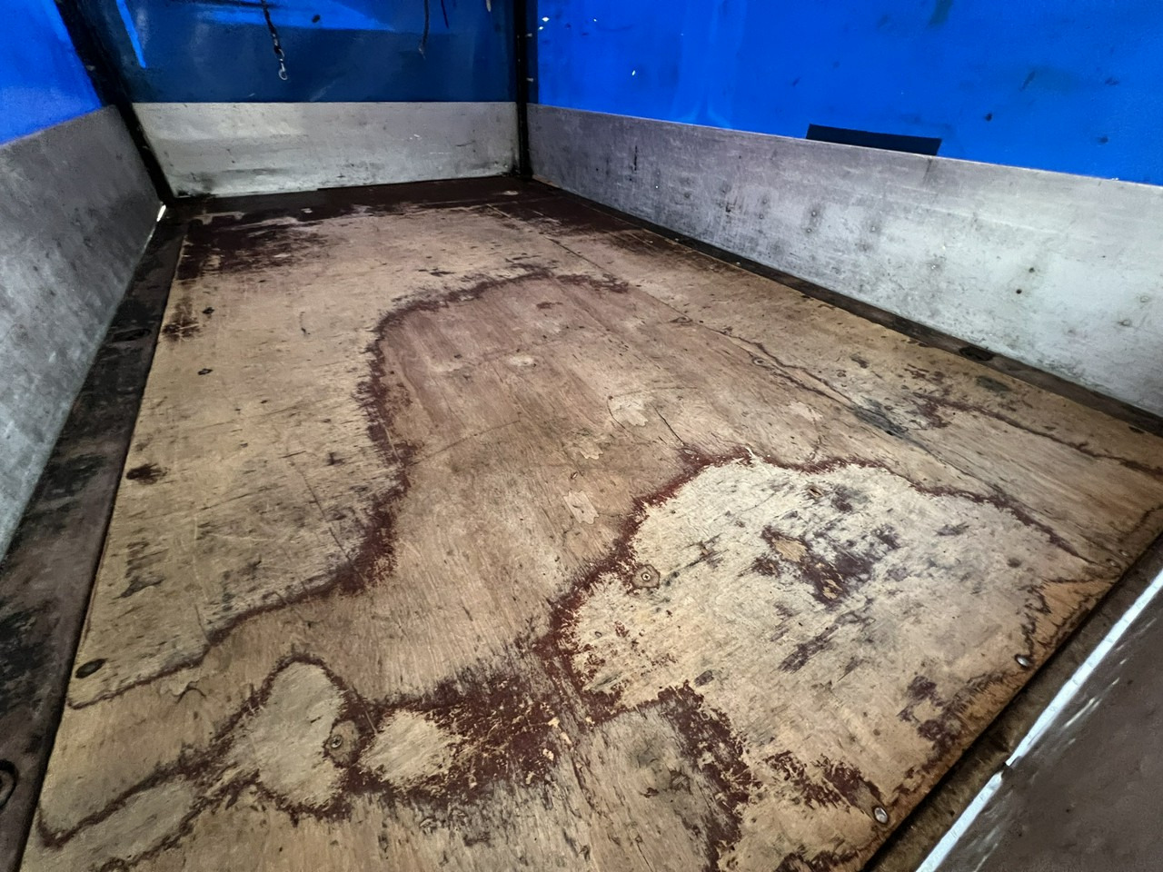 Curtain side van Volkswagen LT: picture 17