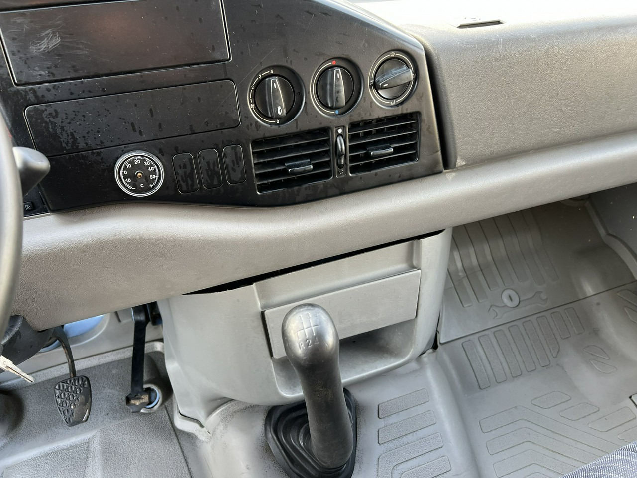 Curtain side van Volkswagen LT: picture 21