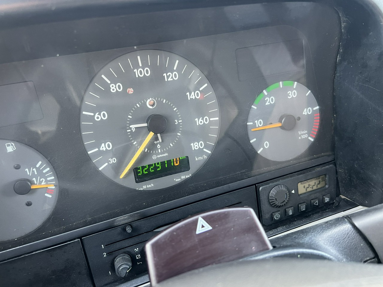 Curtain side van Volkswagen LT: picture 20