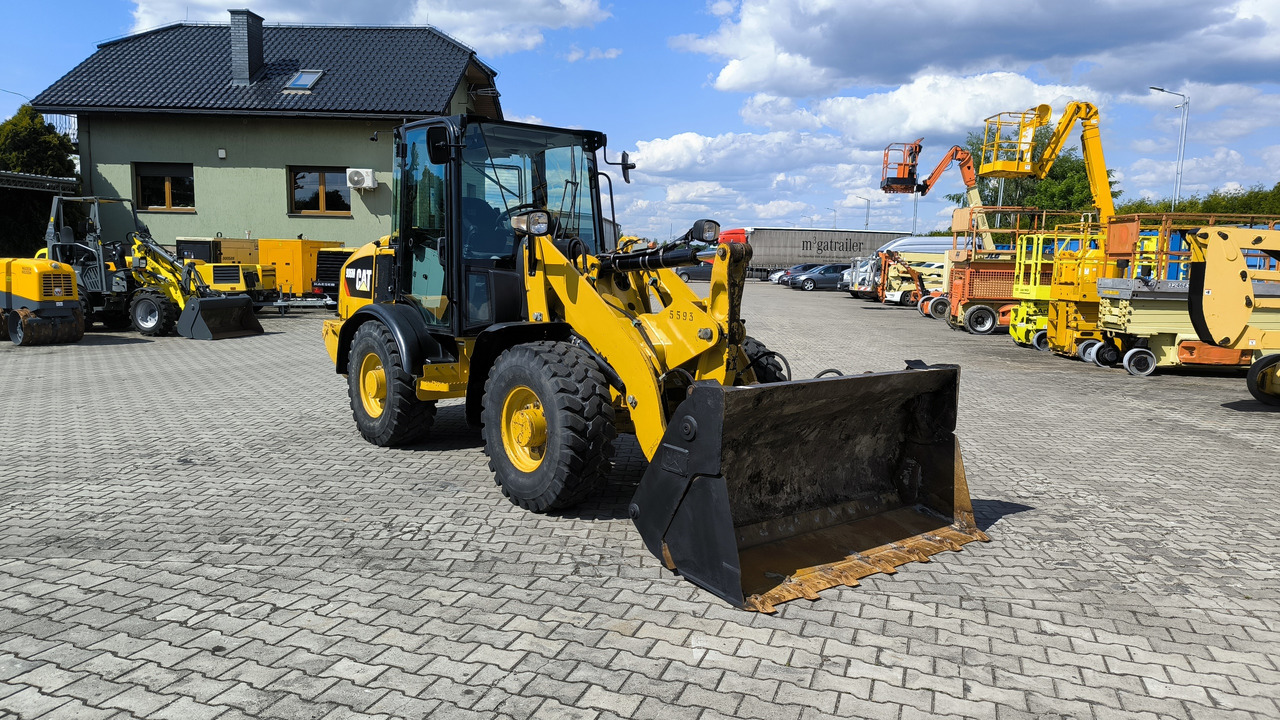 CATERPILLAR 906 M - Wheel loader: picture 4 CATERPILLAR 906 M - Wheel loader: picture 4
