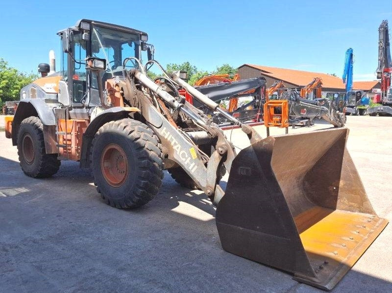 Hitachi ZW 180-6 PL High Lift - Wheel loader: picture 4 Hitachi ZW 180-6 PL High Lift - Wheel loader: picture 4