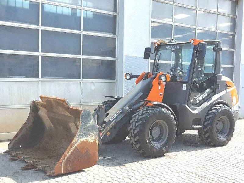 Hitachi ZW 95-6 - Skid steer loader: picture 2 Hitachi ZW 95-6 - Skid steer loader: picture 2