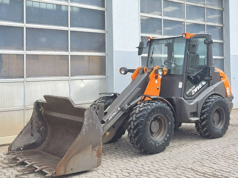 Hitachi ZW 95-6 - Skid steer loader: picture 2 Hitachi ZW 95-6 - Skid steer loader: picture 2