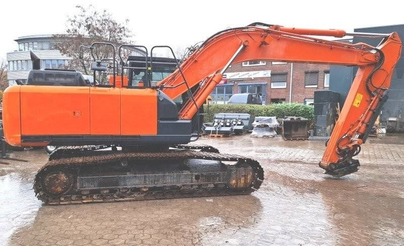 Hitachi ZX 210 LC-6 - Crawler excavator: picture 4 Hitachi ZX 210 LC-6 - Crawler excavator: picture 4