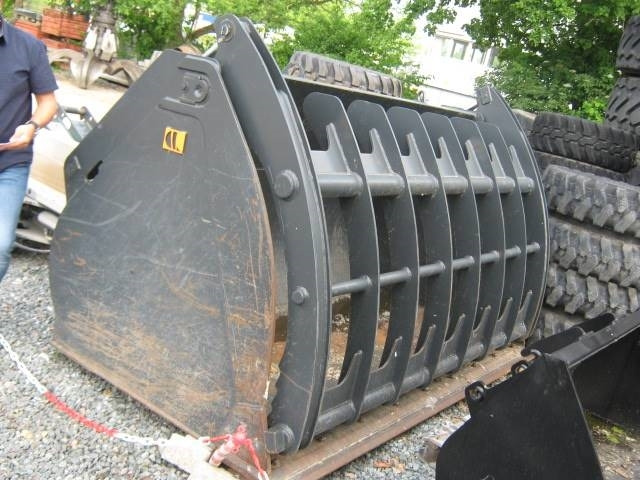 LRT NIEDERHALTERSCHAUFEL 2700MM Hitachi ZW180 - Bucket for Construction machinery: picture 1 LRT NIEDERHALTERSCHAUFEL 2700MM Hitachi ZW180 - Bucket for Construction machinery: picture 1