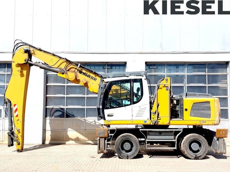 Liebherr LH 24 - Waste/ Industry handler: picture 1 Liebherr LH 24 - Waste/ Industry handler: picture 1