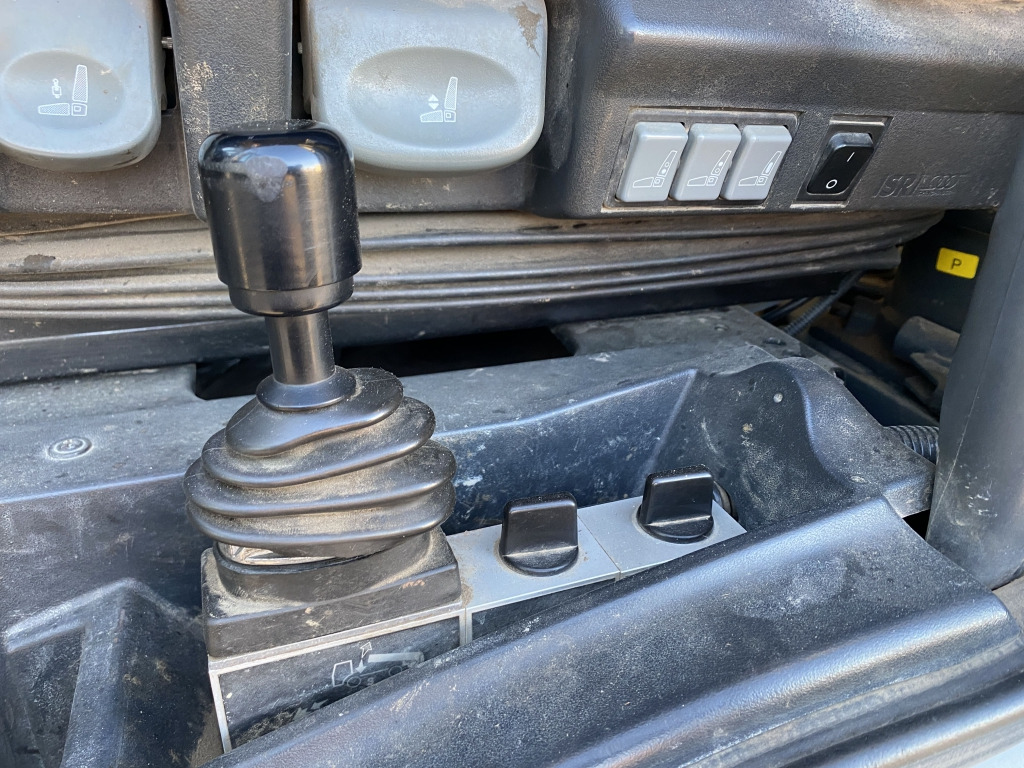 Tipper Iveco AD 190 T 41: picture 6