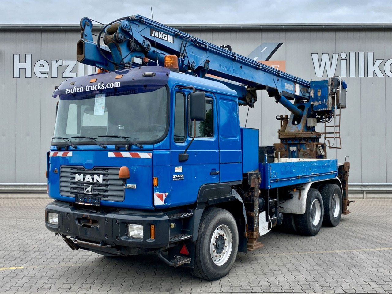MAN 27.464 6x4 | MKG HMK 350a 2L*FUNK*Retarder*AHK - Crane truck: picture 1 MAN 27.464 6x4 | MKG HMK 350a 2L*FUNK*Retarder*AHK - Crane truck: picture 1