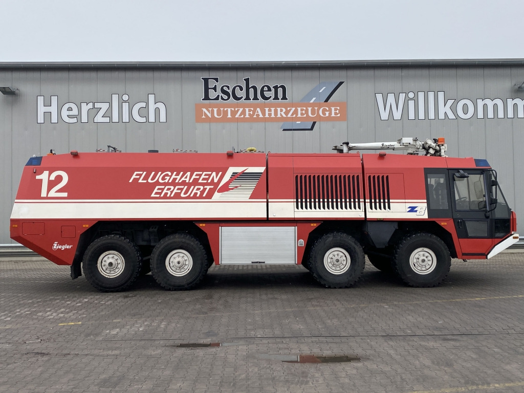 MAN 38.000 VFAEG 8x8 Flugfeldlöschfahrzeug - Fire truck, Ground support equipment: picture 5 MAN 38.000 VFAEG 8x8 Flugfeldlöschfahrzeug - Fire truck, Ground support equipment: picture 5