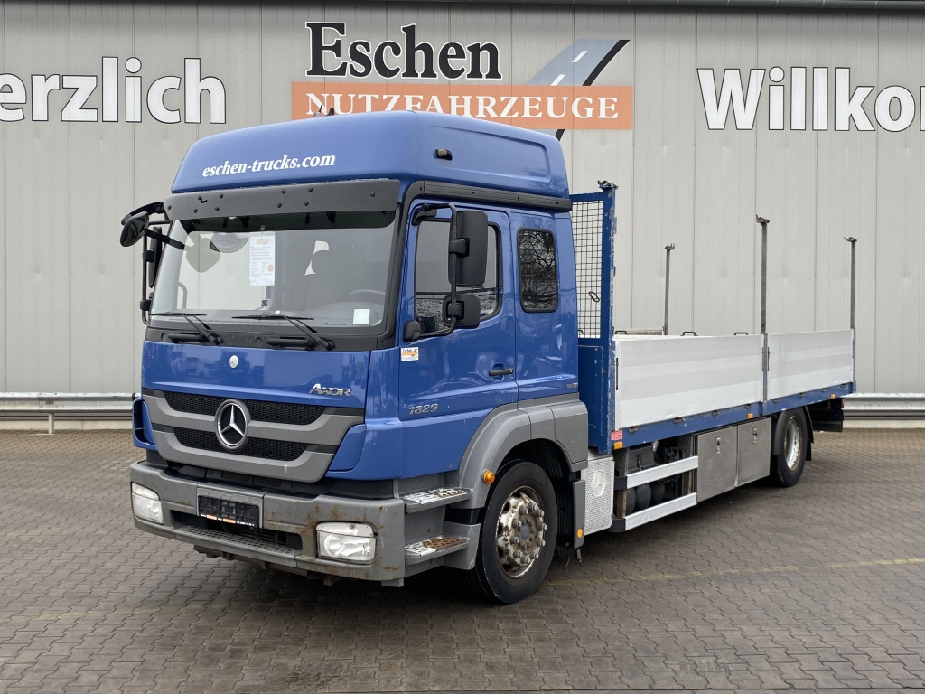 Mercedes-Benz 1829 LL Axor - Dropside/ Flatbed truck: picture 1 Mercedes-Benz 1829 LL Axor - Dropside/ Flatbed truck: picture 1