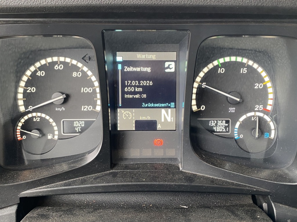 Dropside/ Flatbed truck, Crane truck Mercedes-Benz 2540 LL 6x2 Antos / Palfinger PK 23001 Kran: picture 9