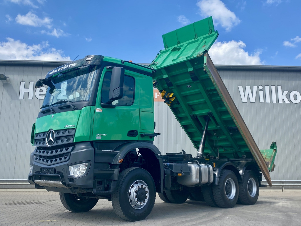 Mercedes-Benz 3345 / 6x6 - Tipper: picture 1 Mercedes-Benz 3345 / 6x6 - Tipper: picture 1
