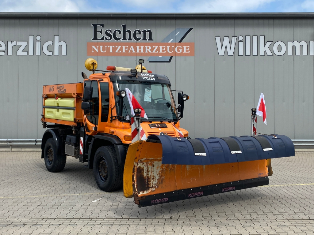 Snow removal vehicle Mercedes-Benz Unimog U 500 4x4: picture 7