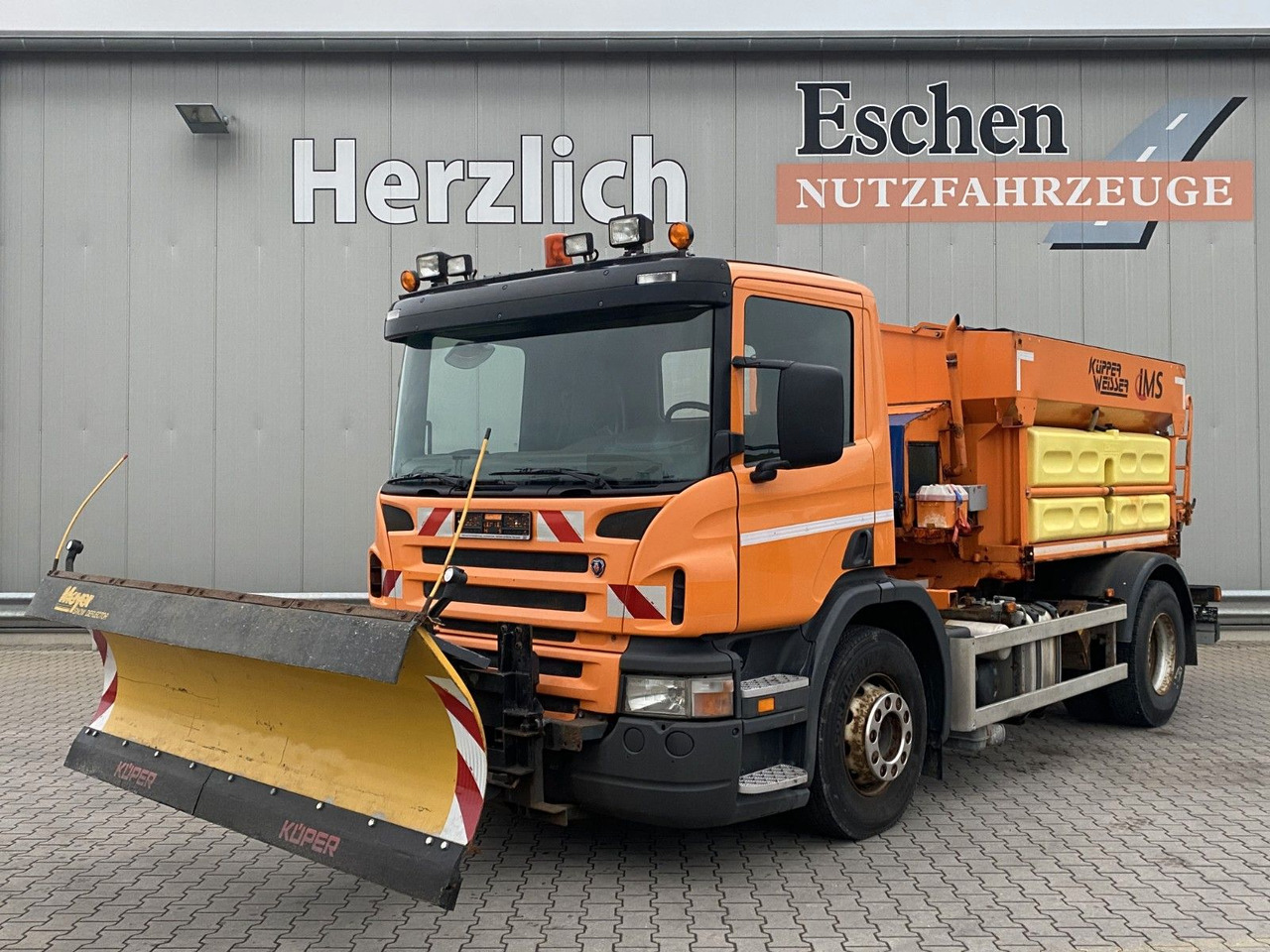 Scania P 230 | Winterdienst*Salzstreuer/Küpper-Weisser - Dropside/ Flatbed truck: picture 1 Scania P 230 | Winterdienst*Salzstreuer/Küpper-Weisser - Dropside/ Flatbed truck: picture 1