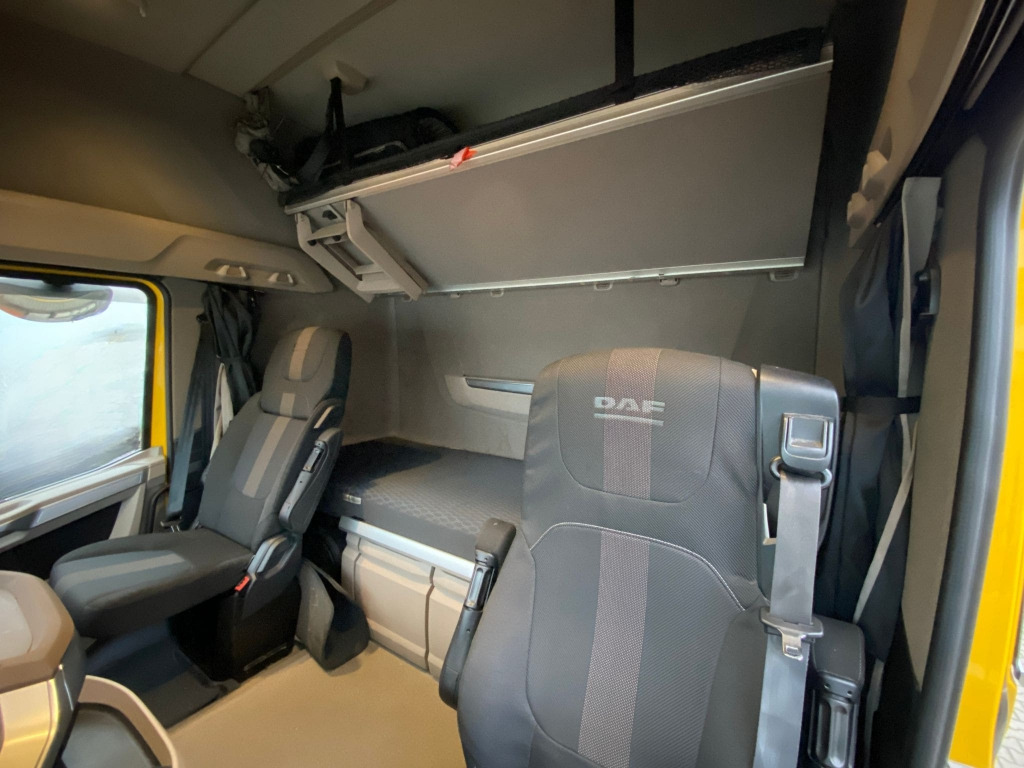 DAF XG + 530 FT 4x2 - Tractor unit: picture 4 DAF XG + 530 FT 4x2 - Tractor unit: picture 4