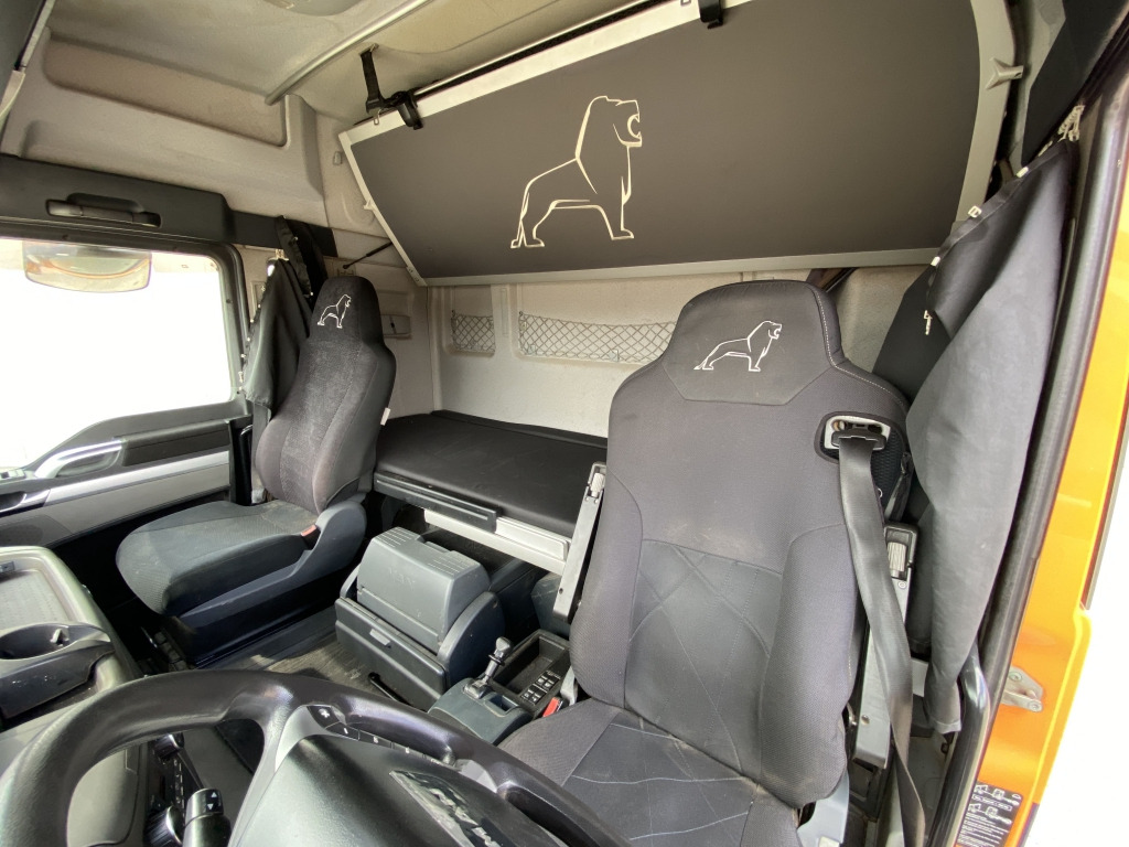 MAN TGX 18.440 4x2 LLS-U Lowliner - Tractor unit: picture 2 MAN TGX 18.440 4x2 LLS-U Lowliner - Tractor unit: picture 2