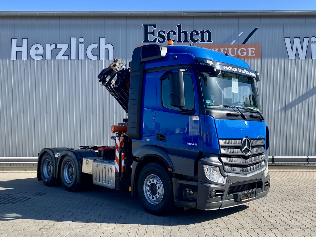 Tractor unit Mercedes-Benz 2642 LS 6x4 / Atlas 332.3 E-AS Faltkran: picture 8